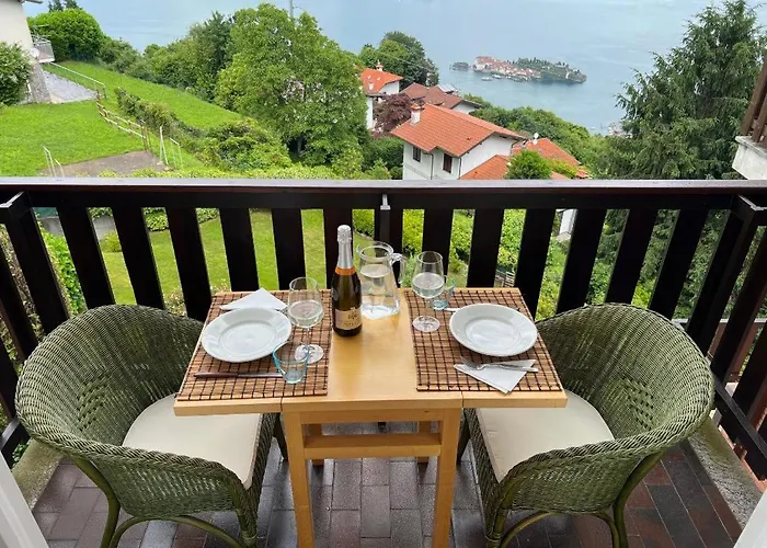 Casa Pinna Levo Di Stresa